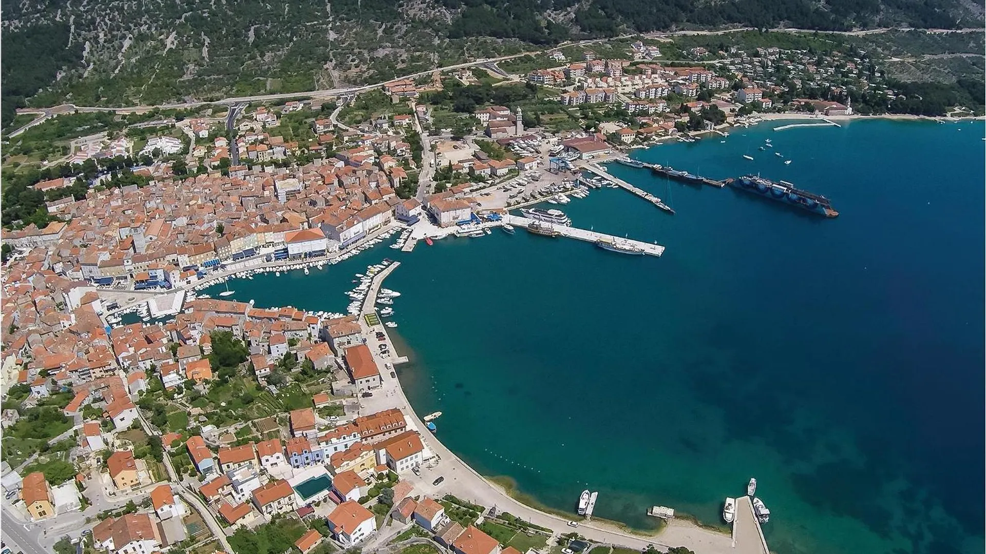 Nice Apartment In Cres With House Sea View